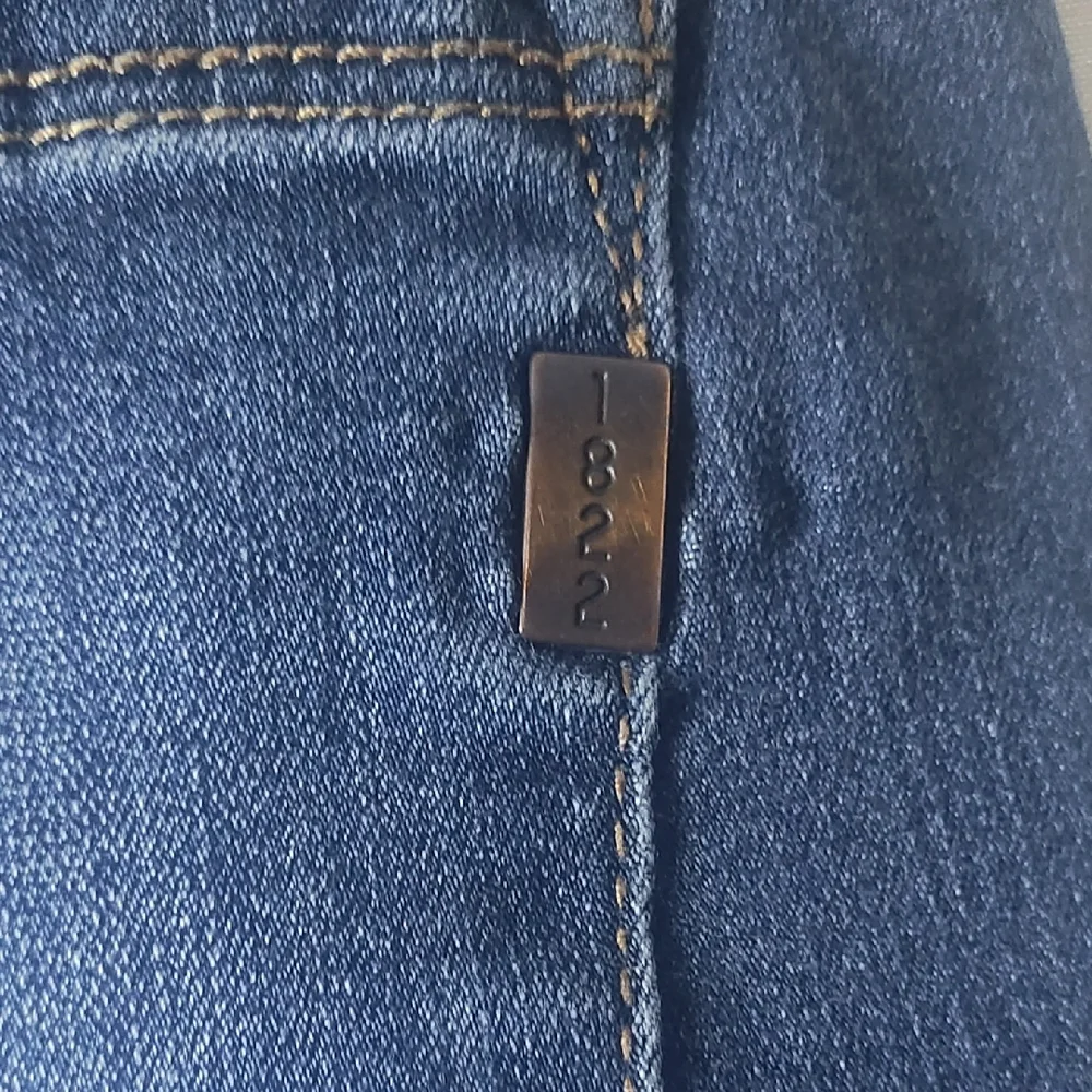 Blue Skinny Jeans with Classic Indigo‎ Wash